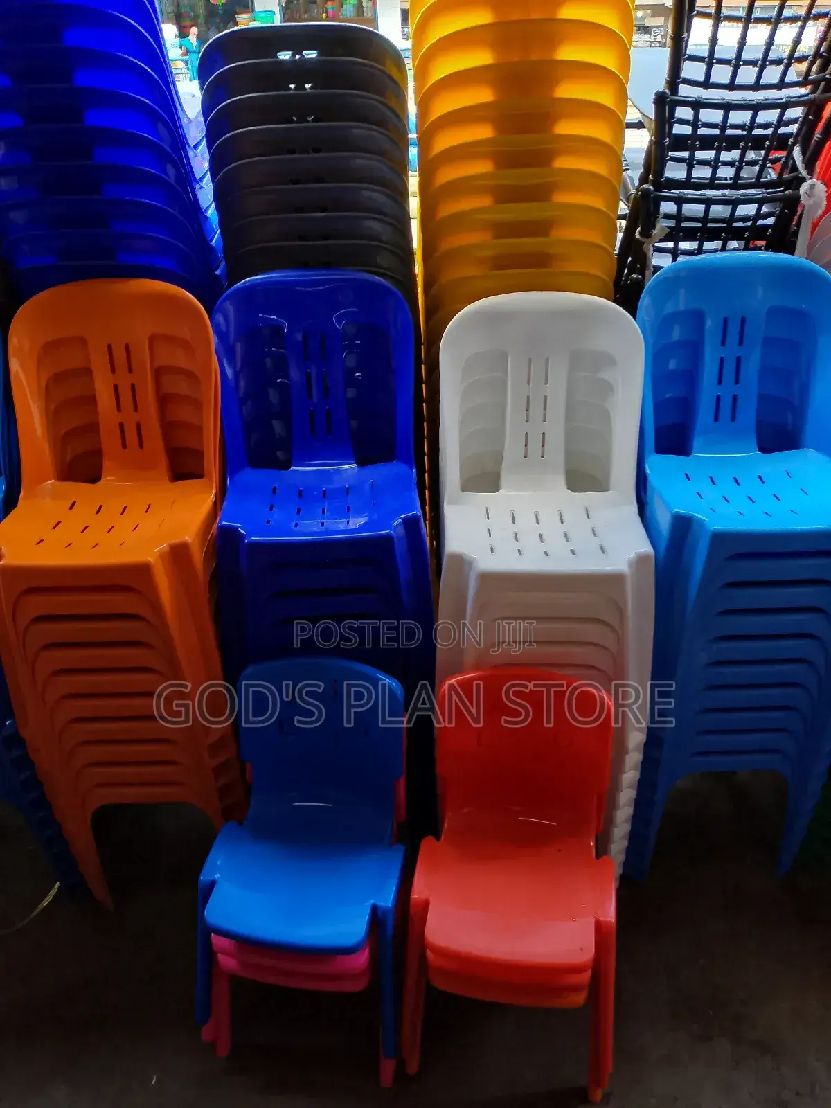 Any Color Plastic Chairs Plastic Chairs (Nice)