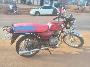 Bajaj Boxer 2019 Red