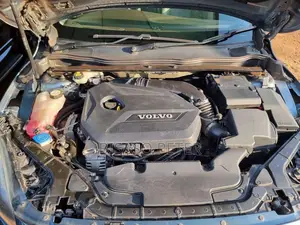 Volvo V40 2015 Blue