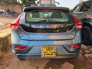 Volvo V40 2015 Blue
