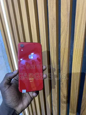 Photo - Apple iPhone XR 64 GB Red