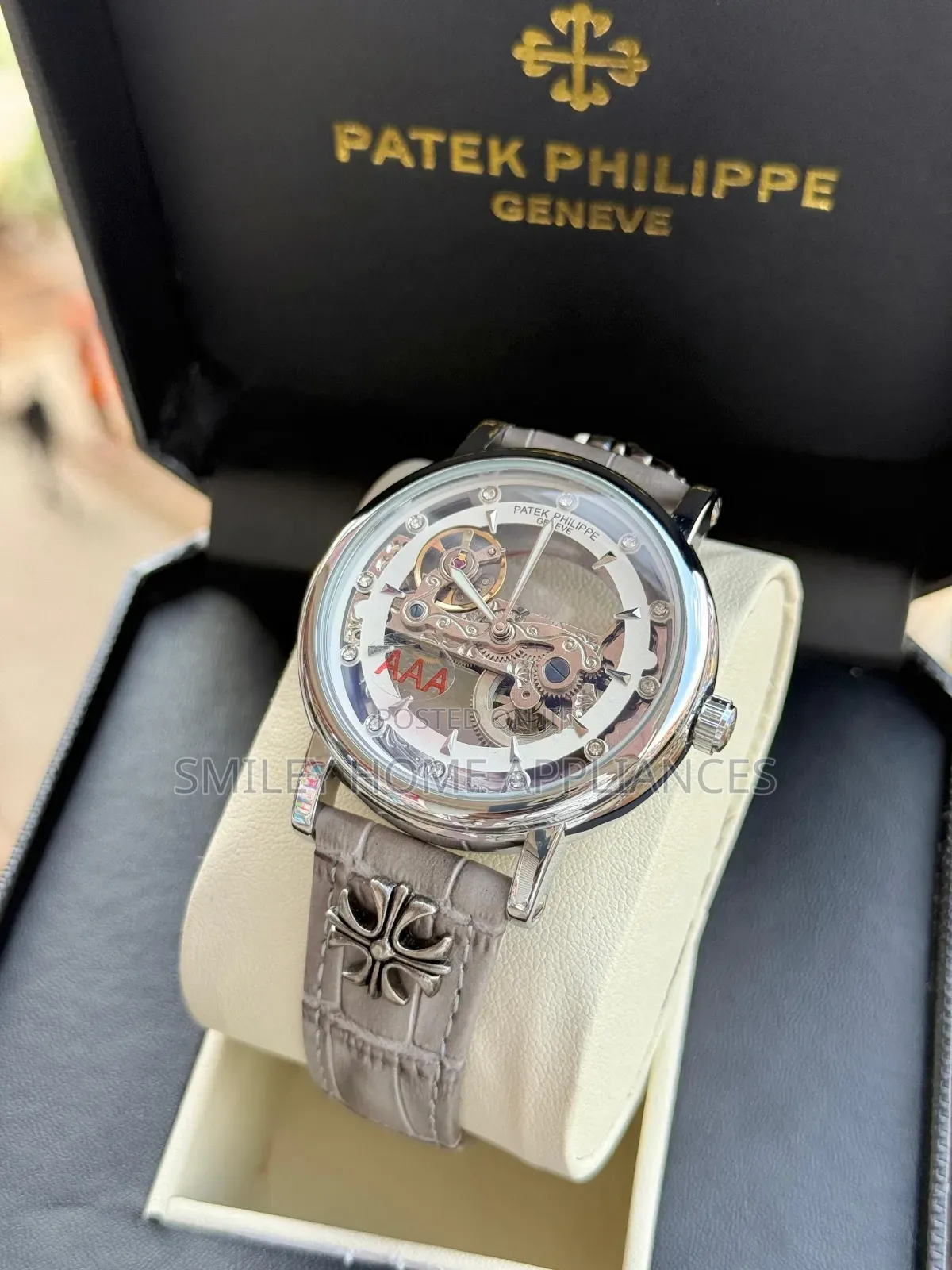 Patek Philipe Mens Original Wrist Timepiece Leather Strapped