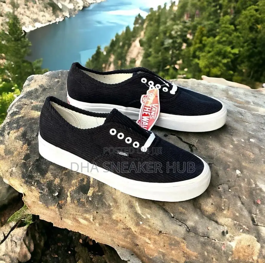 Vans New Black, White