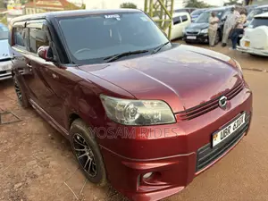 Photo - Toyota Corolla Rumion Hatchback 1.5 FWD 2009 Red