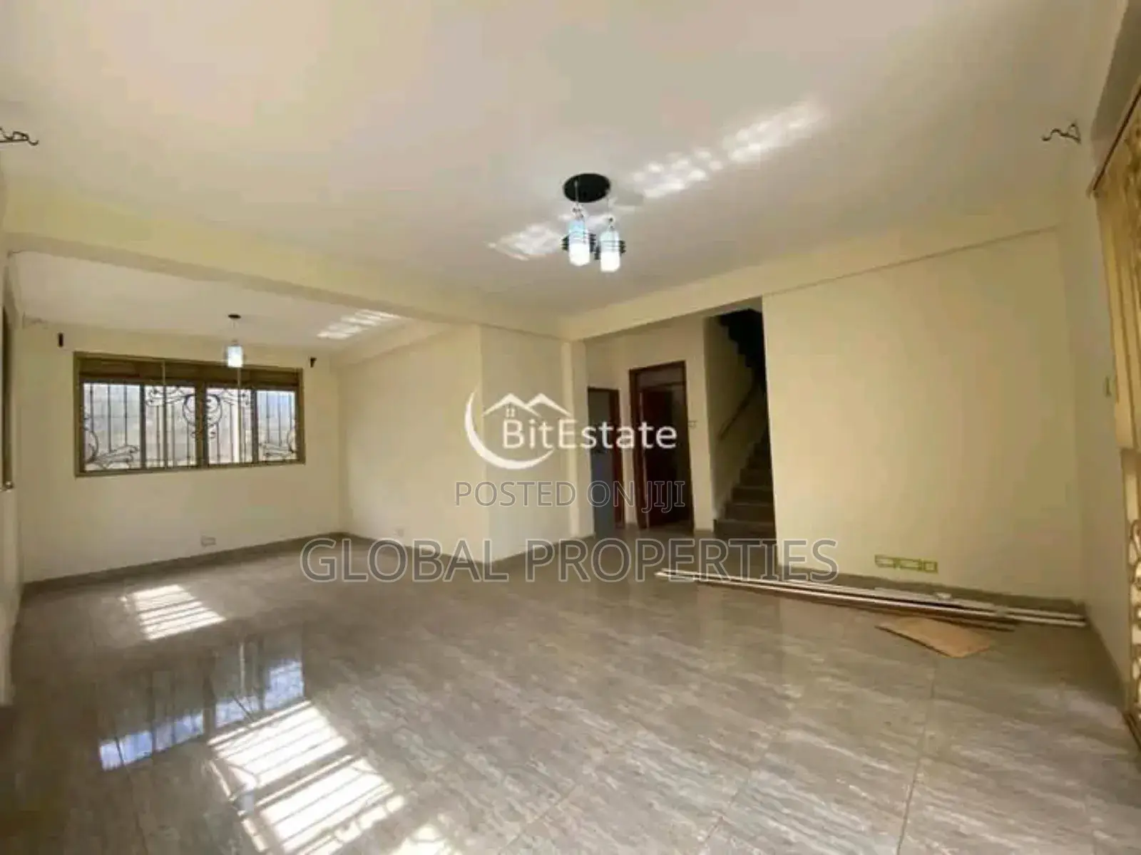 4bdrm Duplex in Najjera Buwate Rd, Central Division for rent