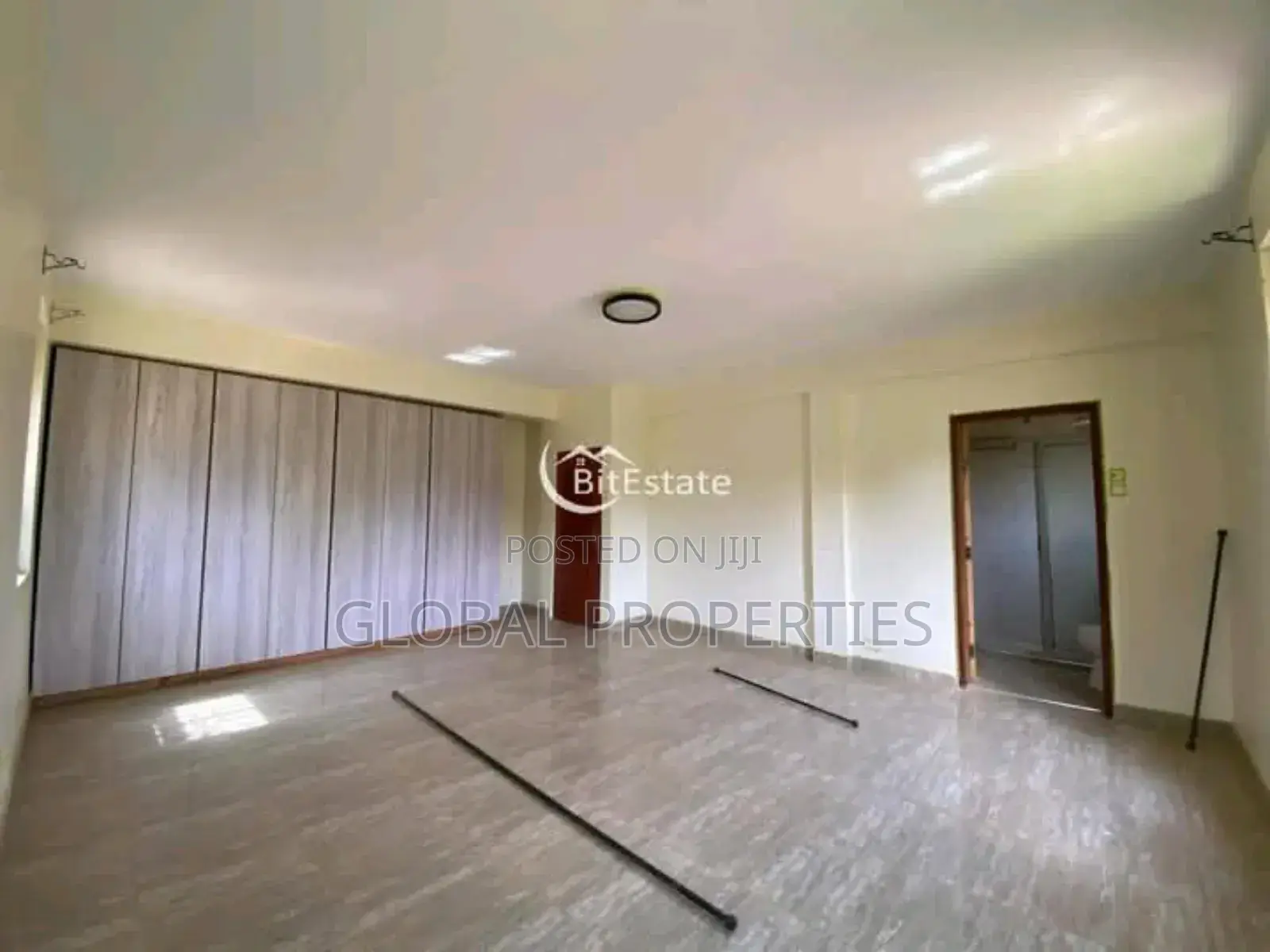 4bdrm Duplex in Najjera Buwate Rd, Central Division for rent