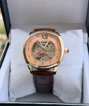 Leather Strapped Men's Cartier Original Wrist Time Piece