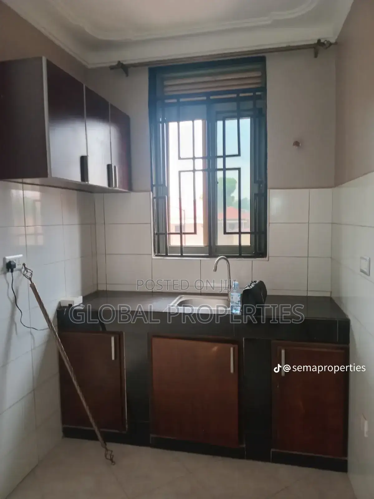 1bdrm Bungalow in Kisaasi Kyanja Rd, Central Division for rent