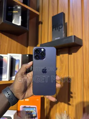 Photo - Apple iPhone 14 Pro Max 256 GB Purple
