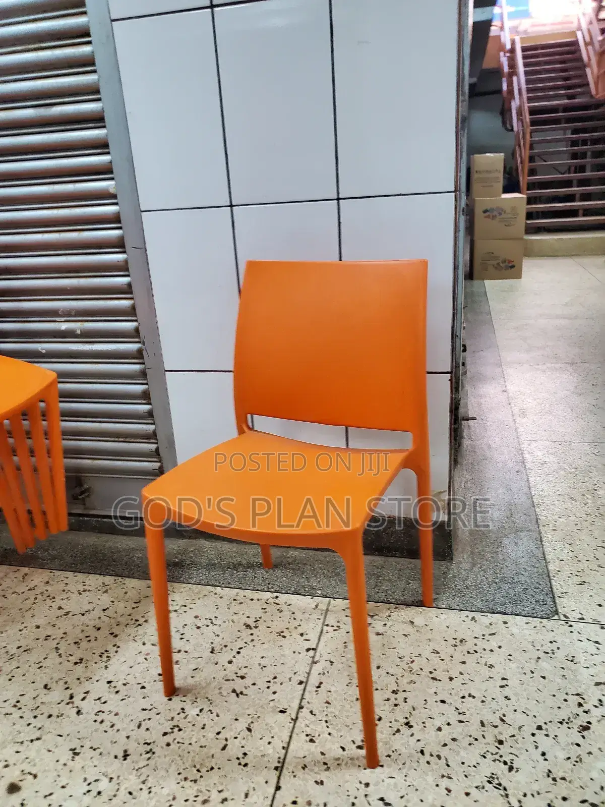 High Quality Plastic Chairs