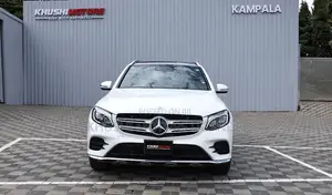 Photo - Mercedes-Benz GLC-Class 2016 White