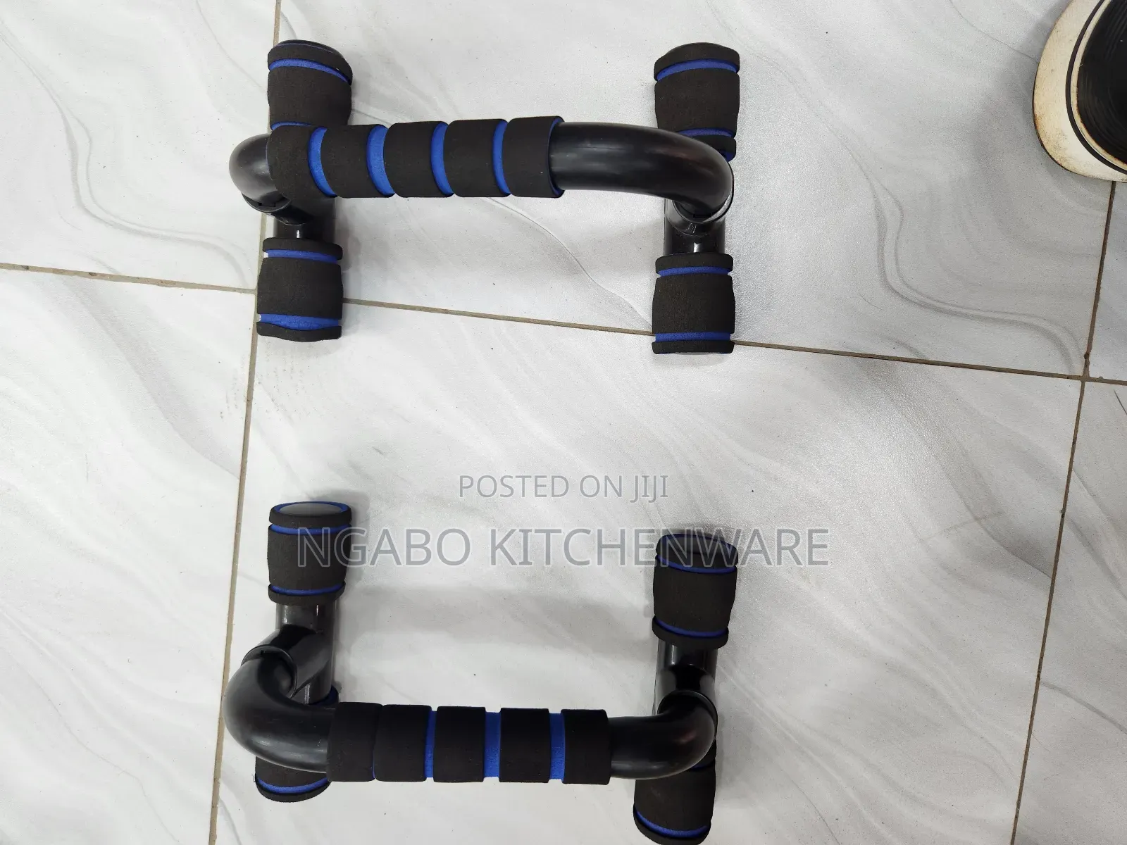 Push-Up Bars