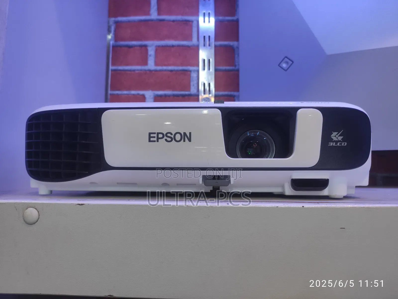 Epson Projector