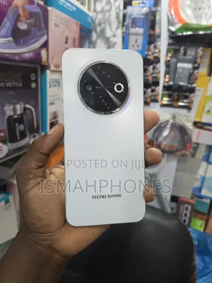 Tecno Spark 30C 128 GB White
