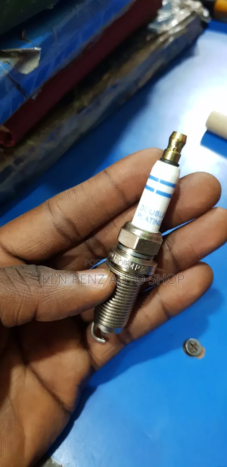 Bosch Spark Plugs for Bmw,Benz and Nissan