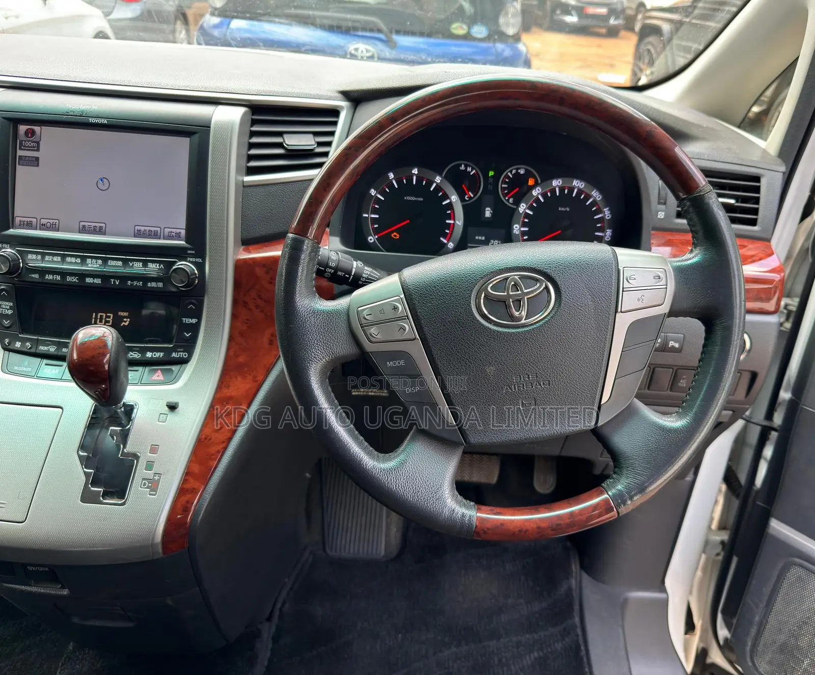 Toyota Vellfire 2009 White