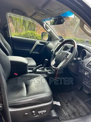 Toyota Land Cruiser Prado 2.8 D-4D 2016 Black
