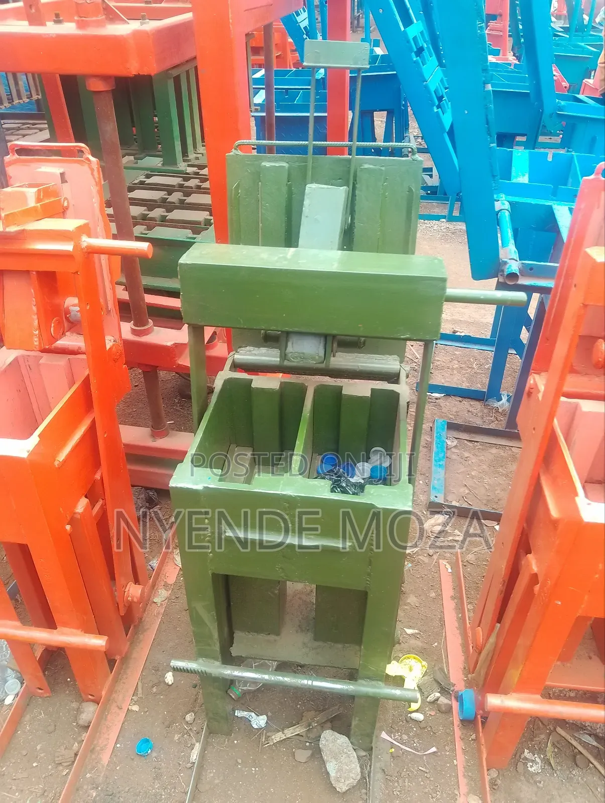 Green Inter Lock Making Machine
