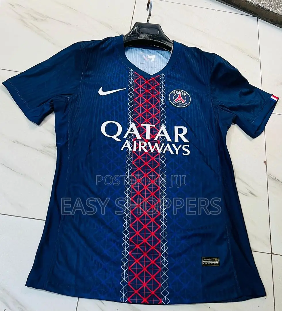 W9 BRAVO PARIS SAINT-GERMAIN PSG FOOTBALL CARD PREMIUM WINNERS PANINI