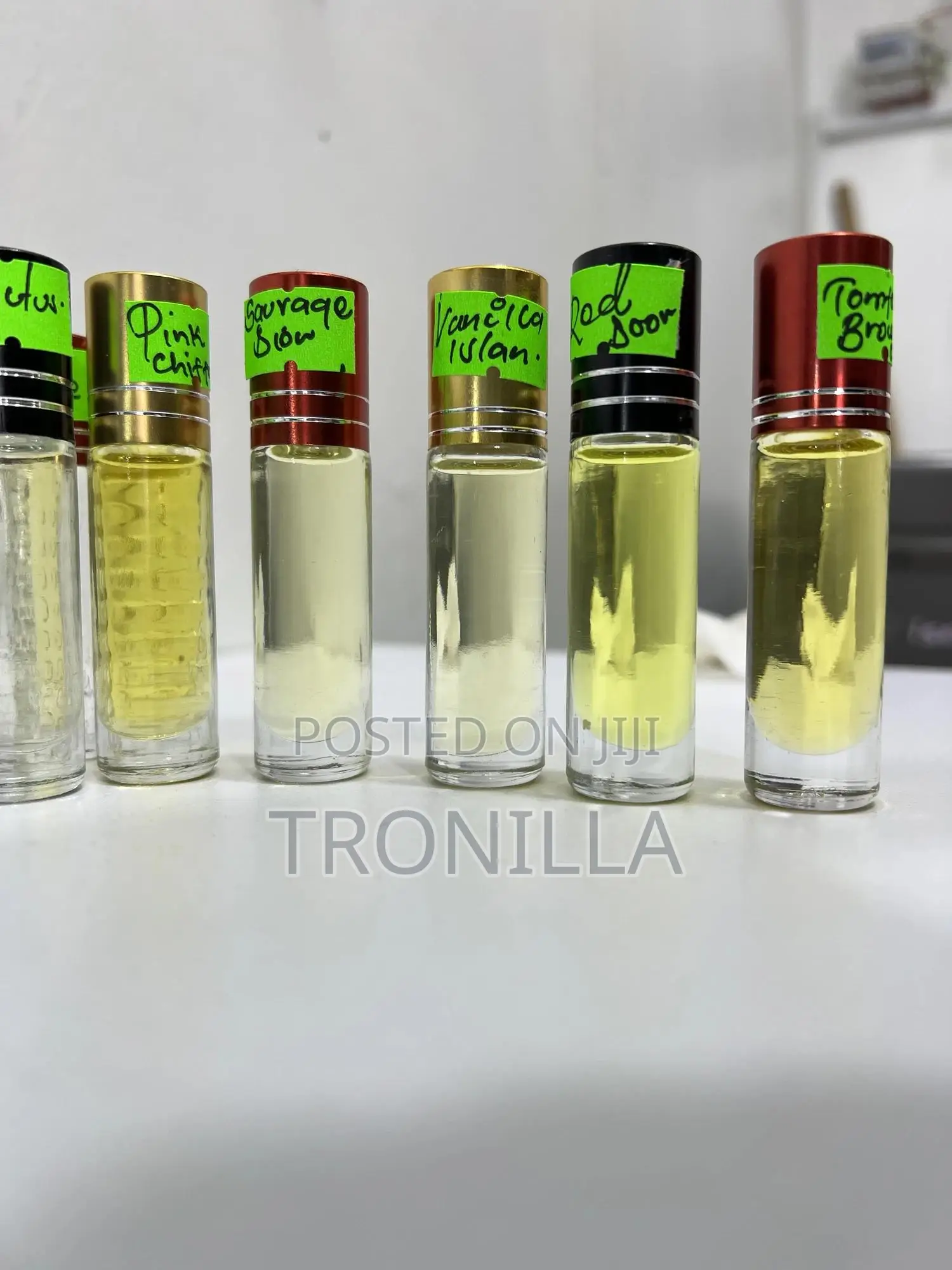 Oil Perfumes for the Body