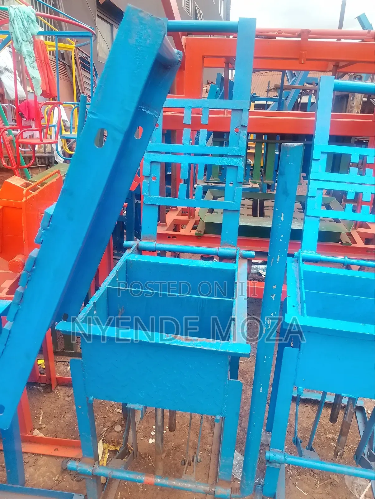 Blue Double Block Making Machine.