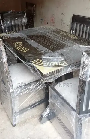 Dominant 4 Seater Dining Table
