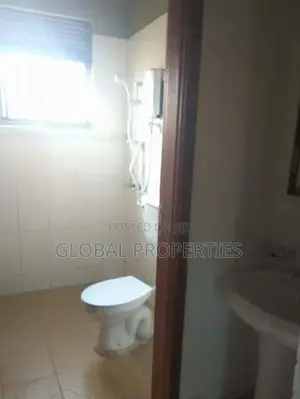 2bdrm Chalet in Nsawo Estate, Central Division for rent