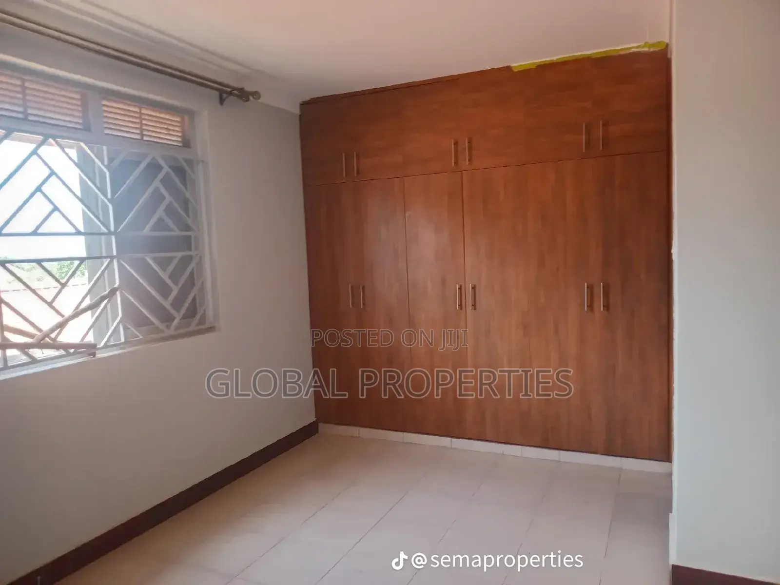 2bdrm Chalet in Nsawo Estate, Central Division for rent