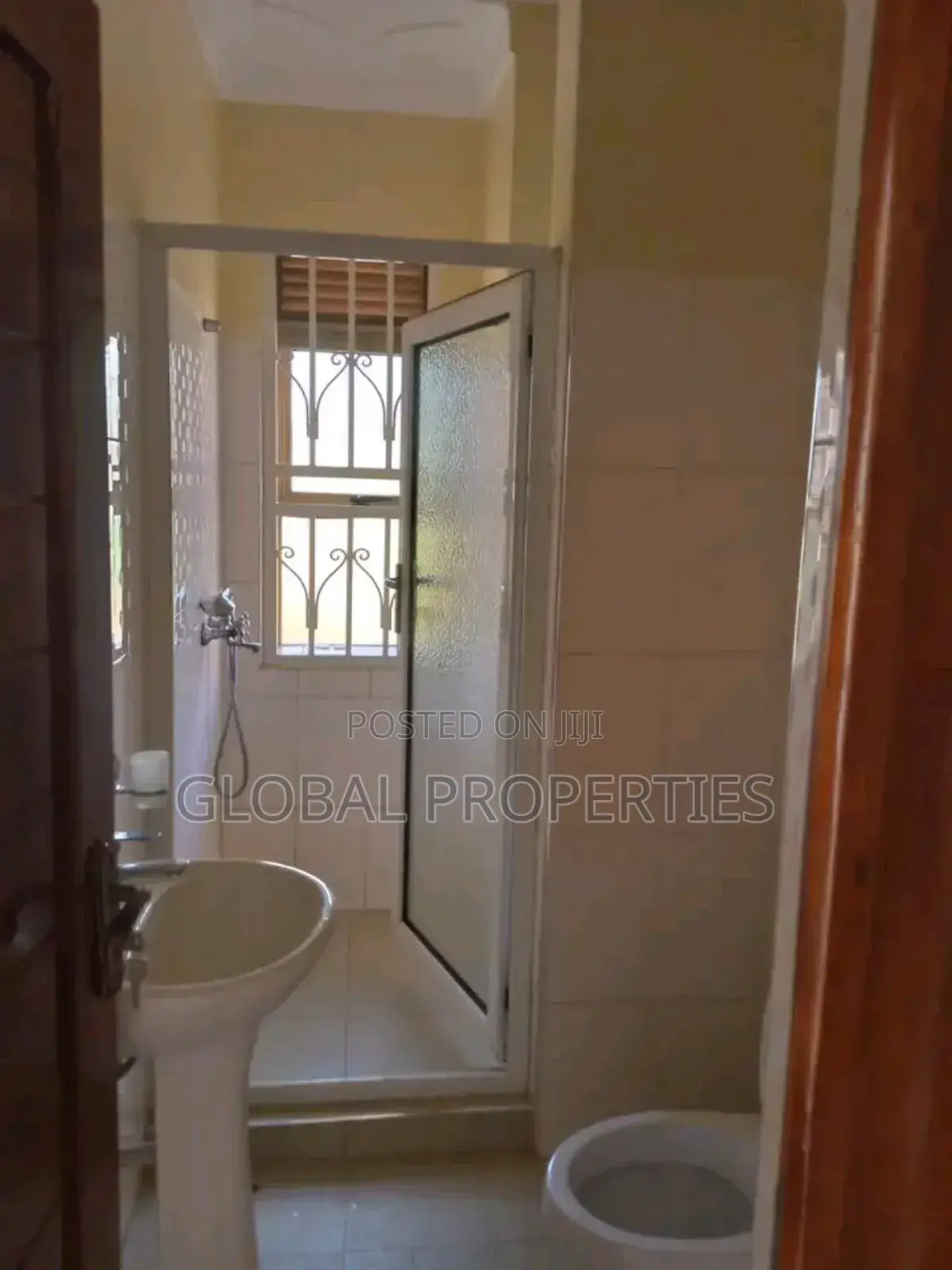 2bdrm Bungalow in Mbalwa, Central Division for rent