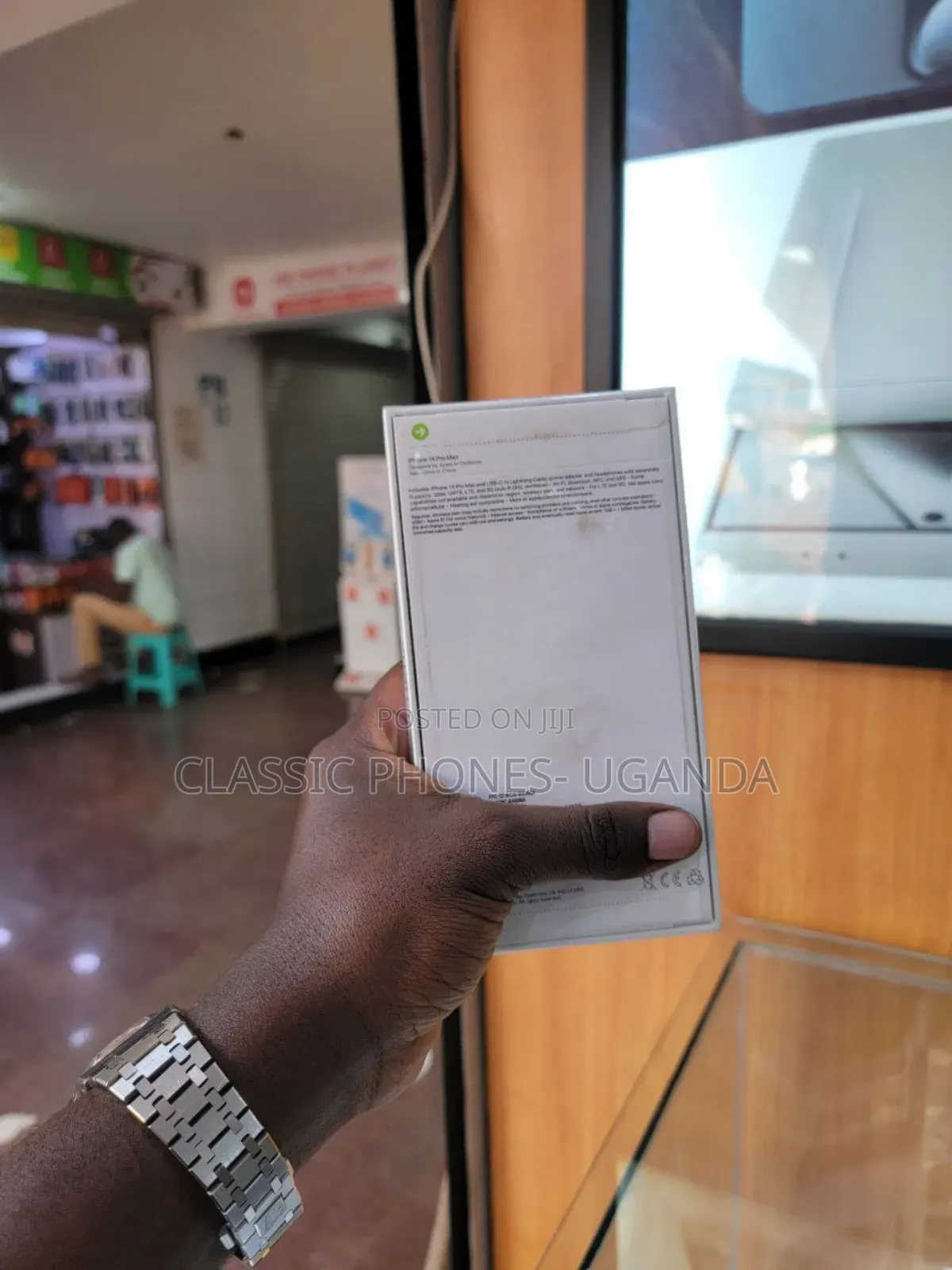 New Apple iPhone 16 Pro Max 1 TB Silver