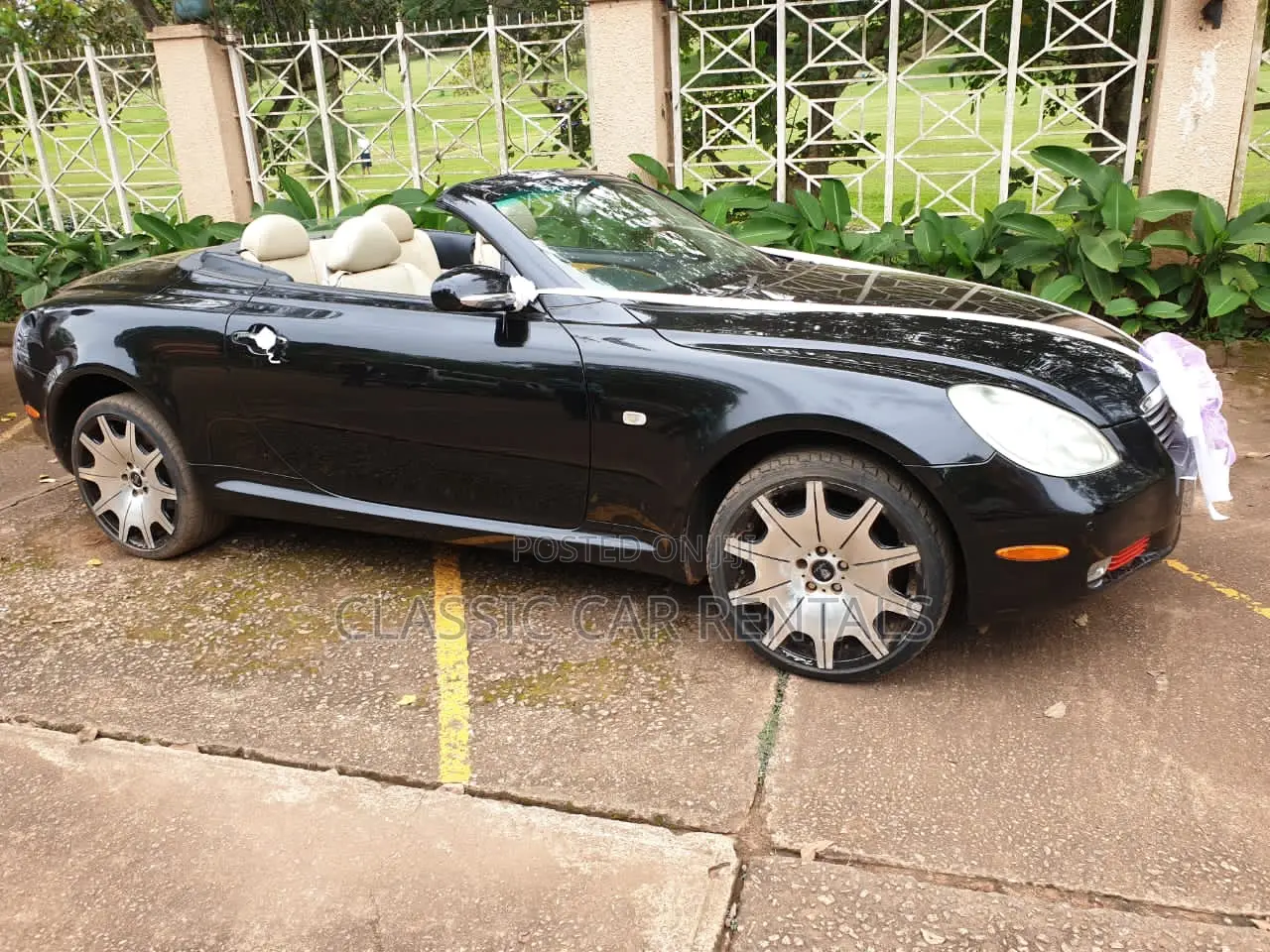 Convertible(Open Roof) Cars for Hire