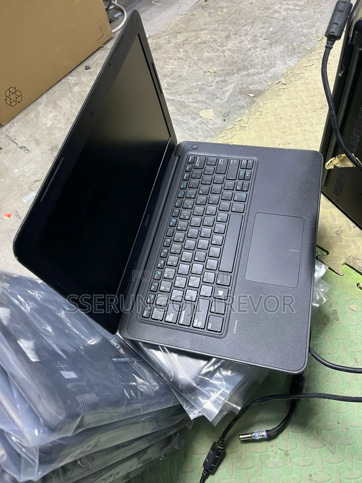 Laptop Dell Latitude 13 3380 8GB Intel Core I3 HDD+SSD 500GB