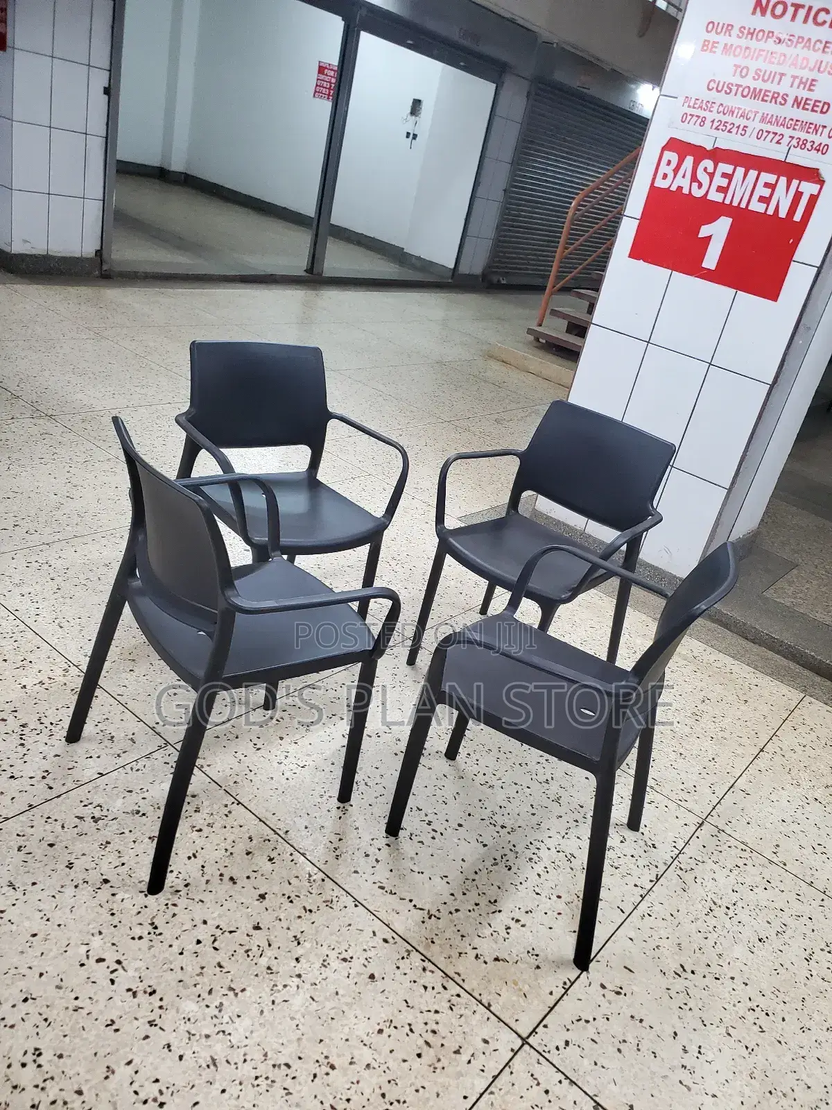 Waiting Plastic Chairs Plastic Chairs Armed