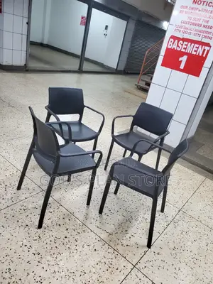 Waiting Plastic Chairs Plastic Chairs Armed
