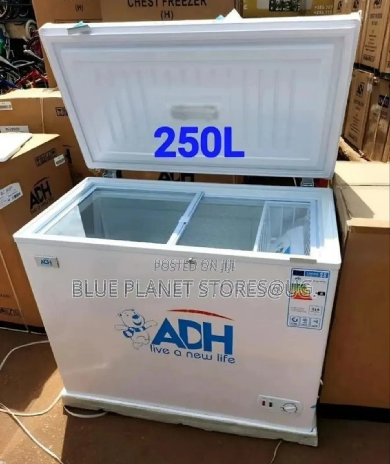 Adh 250litres Chest/Deep Freezers \\ White Color \\ Bd9025