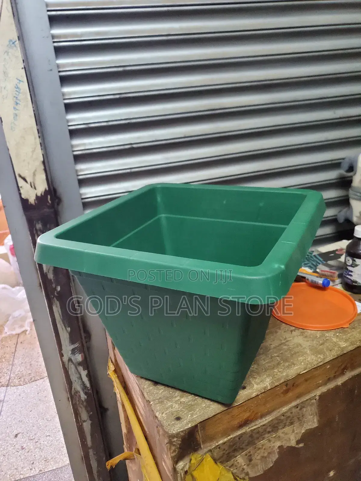 Mukwano Plastic Flower Pots