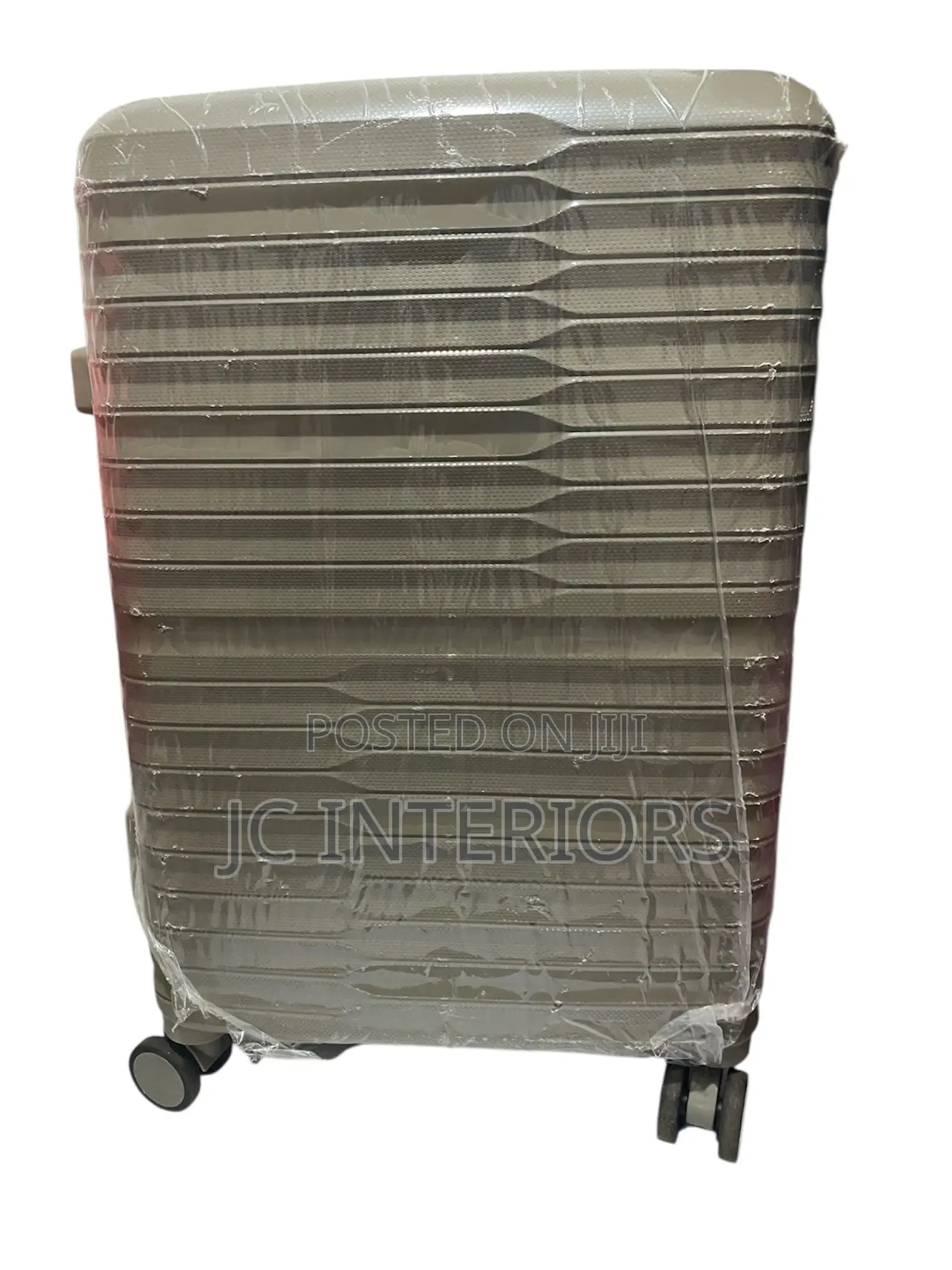 Medium Size Suit Cases- Rubber