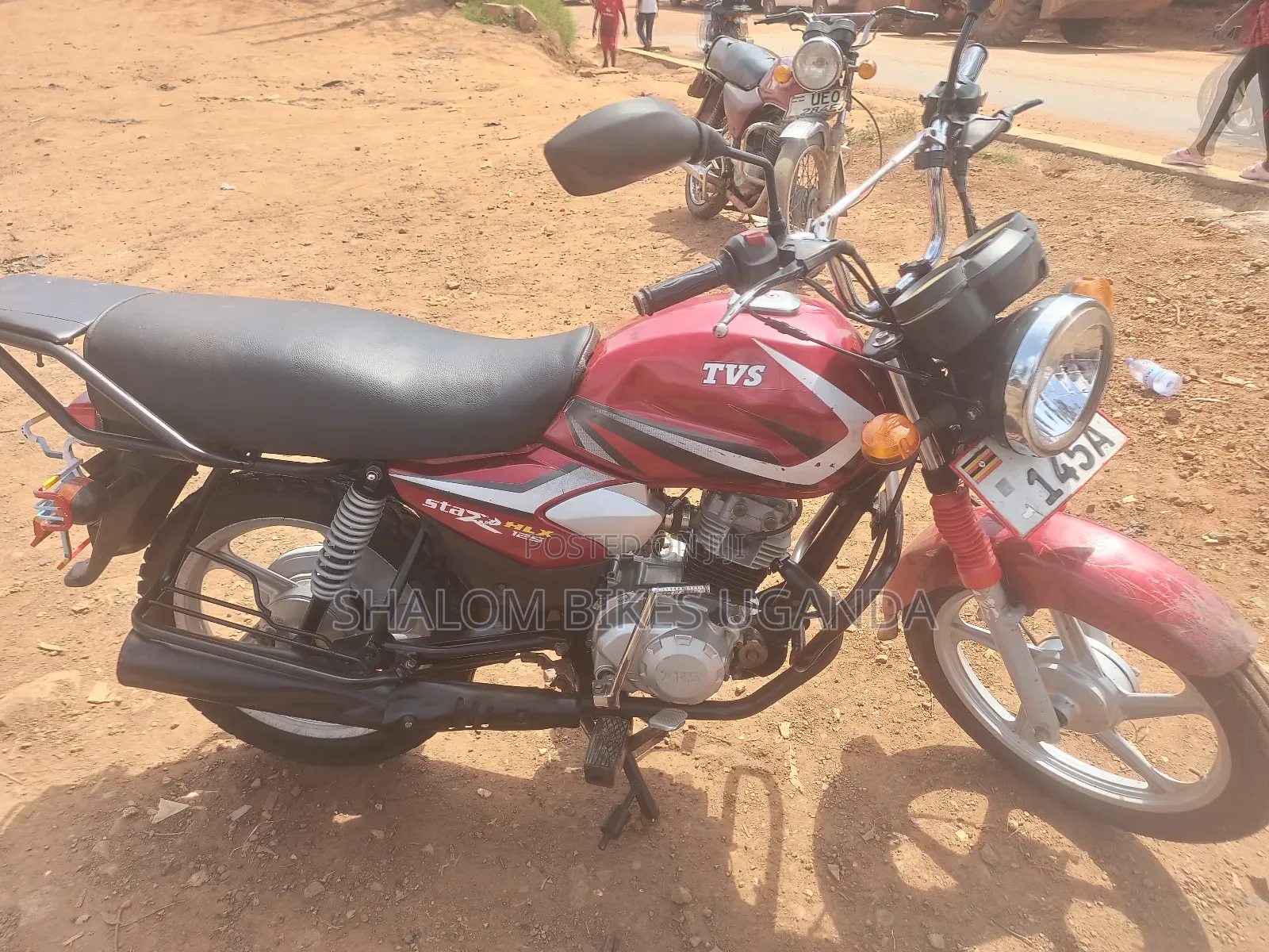 TVS HLX 125 2022 Red