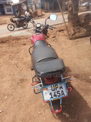 TVS HLX 125 2022 Red