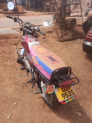Bajaj Boxer 2017 Red
