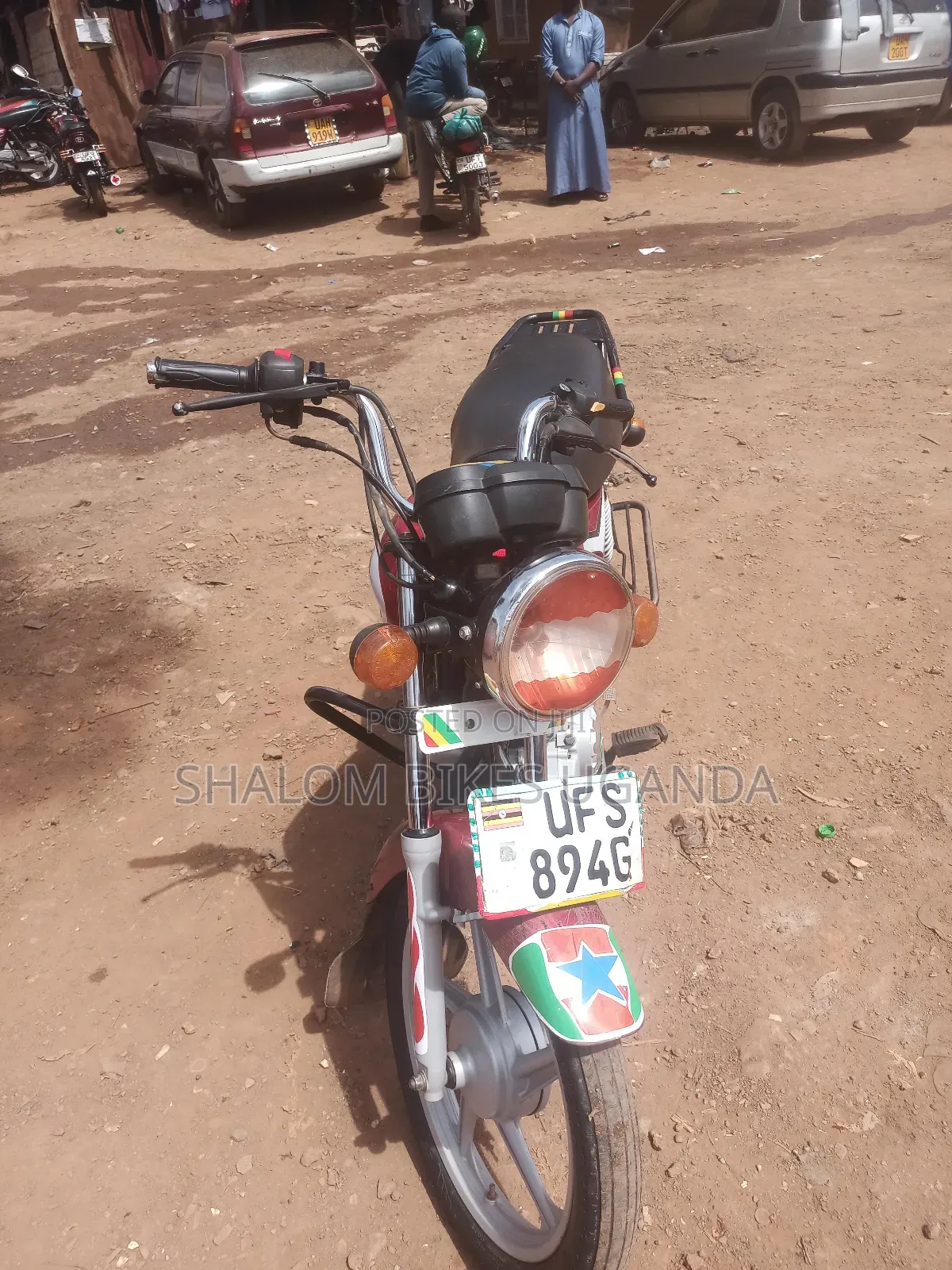 TVS HLX 125 2024 Red