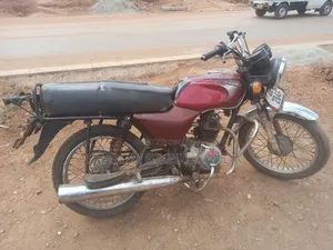 Bajaj Boxer 100 2019 Red