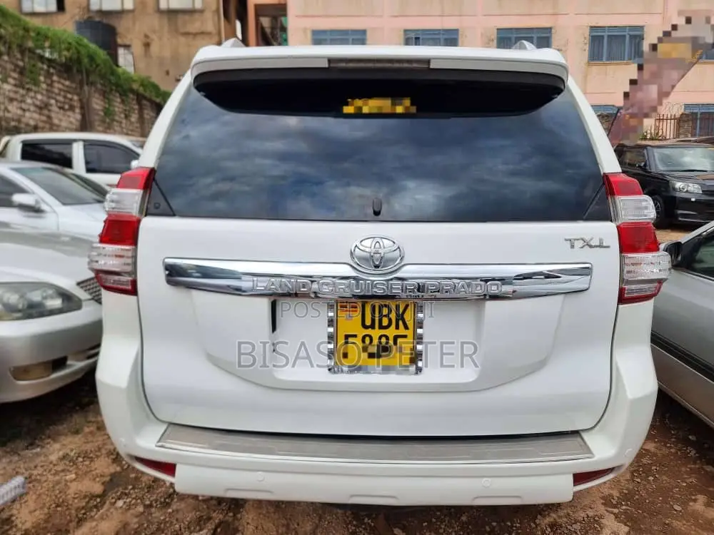 Toyota Land Cruiser Prado 2.8 D-4D 2014 White