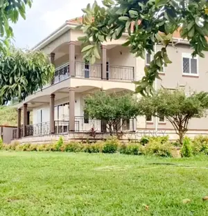 Photo - 5bdrm Duplex in Mutungo Hill, Central Division for rent