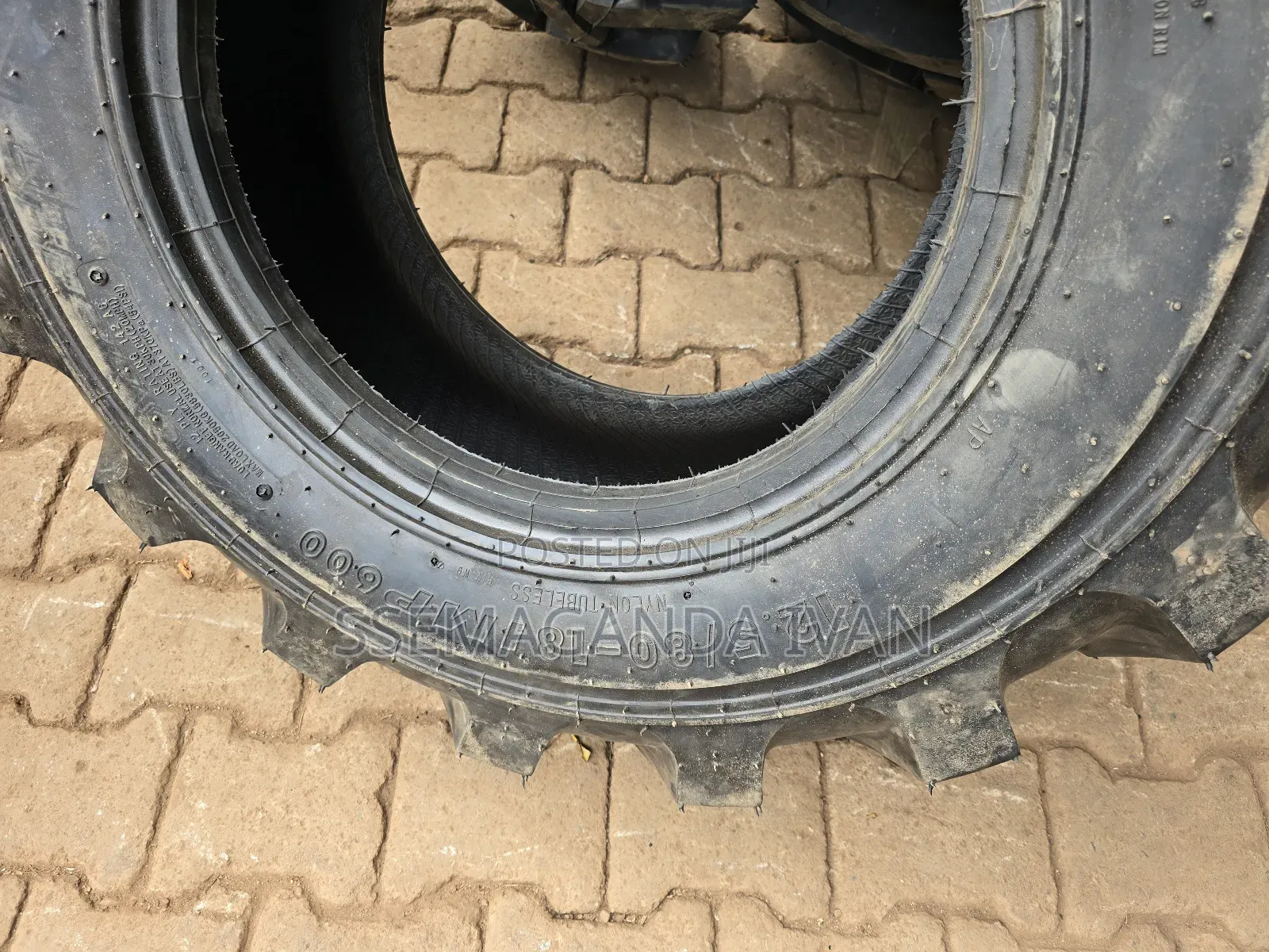 12.5/80r18 Grippy Tyre