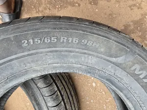 215/65r16 Kumho Company Made in Korea