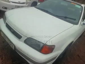 Toyota Corsa 1997 White