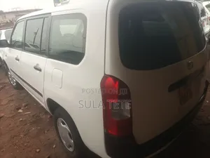 Toyota Probox 1.5 F 4WD 2002 White
