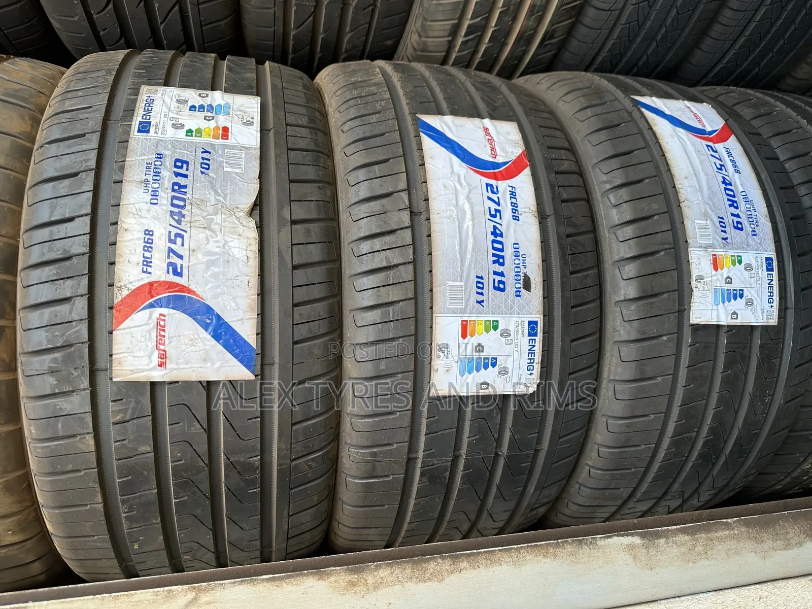 275/40r19 New Tyres