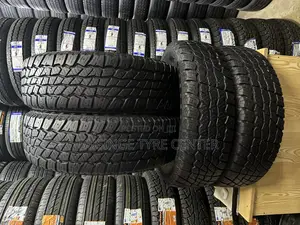 215/70r16 Roaking Tires Good Condition